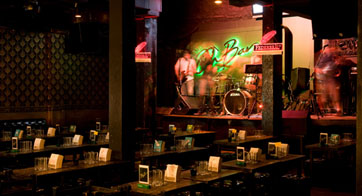Live In Oh Bar